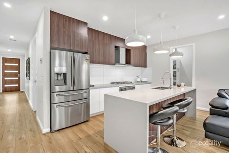 Property photo of 12 Clapham Avenue Wollert VIC 3750