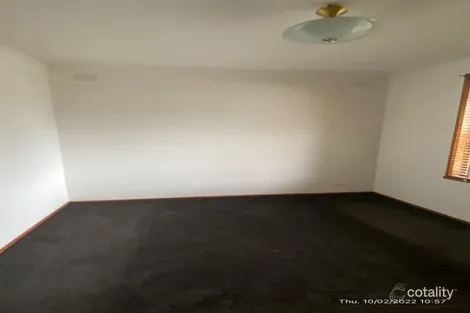 Property photo of 4/29 Waratah Avenue Tullamarine VIC 3043