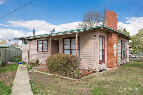Property photo of 10 Violet Grove Wendouree VIC 3355