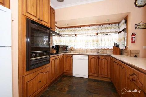 Property photo of 1 Lyall Drive Werribee VIC 3030