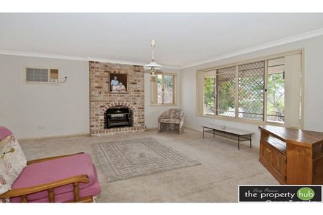 Property photo of 2 Magenta Court Mount Warren Park QLD 4207