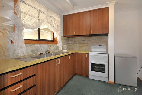 Property photo of 46 Hastings Street Wendouree VIC 3355