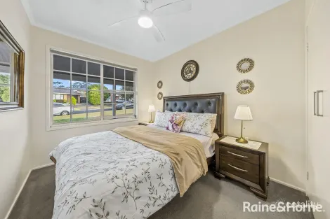 Property photo of 21 Salter Avenue Minto NSW 2566