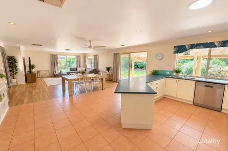 Property photo of 2 Lemon Grove Cobram VIC 3644