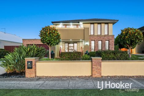 Property photo of 10 Biscay Grove Lyndhurst VIC 3975