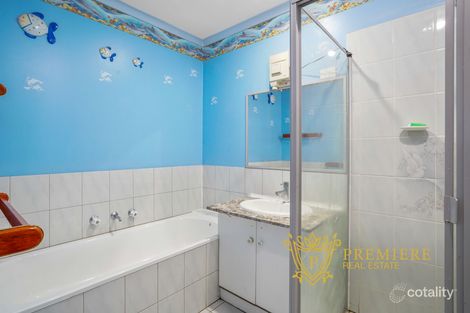 Property photo of 16 Cirai Crescent Cranbourne West VIC 3977