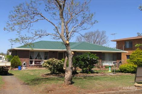 1 Hill St, Pittsworth, QLD 4356