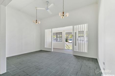Property photo of 8 Eversleigh Road Scarborough QLD 4020