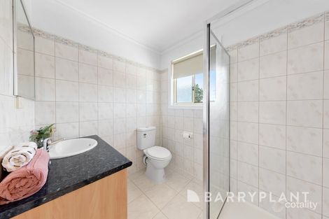 Property photo of 2/24 Elizabeth Street St Albans VIC 3021