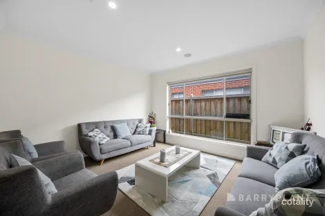 Property photo of 96 Homestead Road Berwick VIC 3806