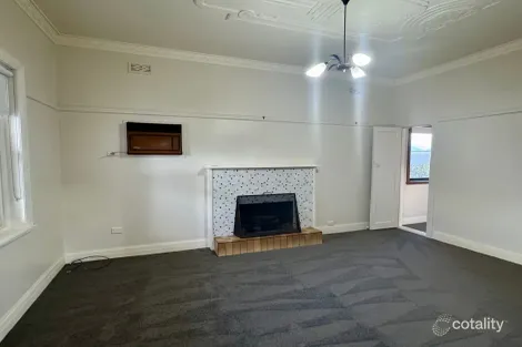 Property photo of 4 Firmin Street Yinnar VIC 3869