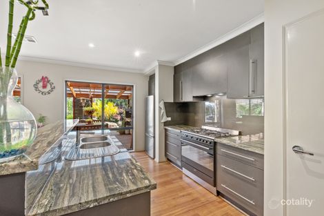 Property photo of 18 Stirling Avenue Junortoun VIC 3551