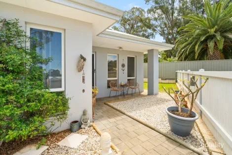 Property photo of 2/96 Bortolo Drive Greenfields WA 6210