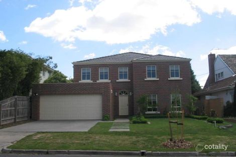 10 Merchiston Gr, Strathmore, VIC 3041