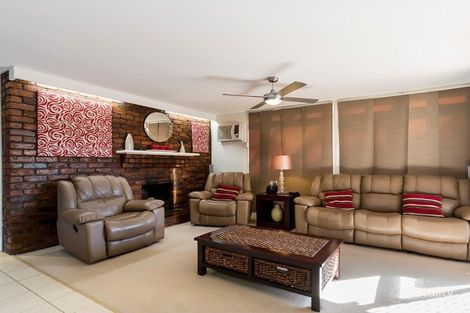 Property photo of 11 Willoughby Crescent Springwood QLD 4127