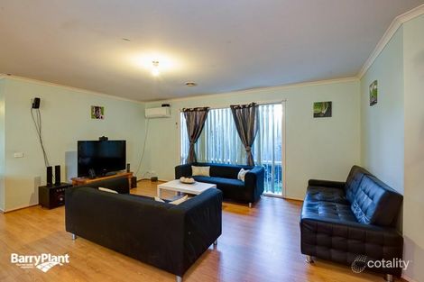 Property photo of 30 The Parkway Hampton Park VIC 3976