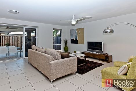 Property photo of 15 Merimbula Crescent Fitzgibbon QLD 4018