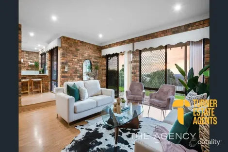 19 Harrison Rd, Mount Richon, WA 6112