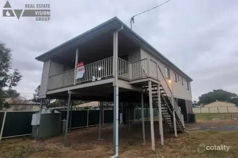 Property photo of 4 North Street Bluff QLD 4702