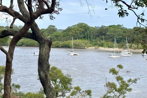 12-14 High Central Rd, Macleay Island, QLD 4184