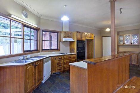 Property photo of 17 Henley Street Pascoe Vale South VIC 3044