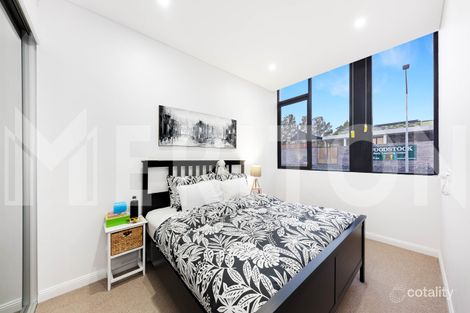 241/1 Betty Cuthbert Ave, Sydney Olympic Park, NSW 2127