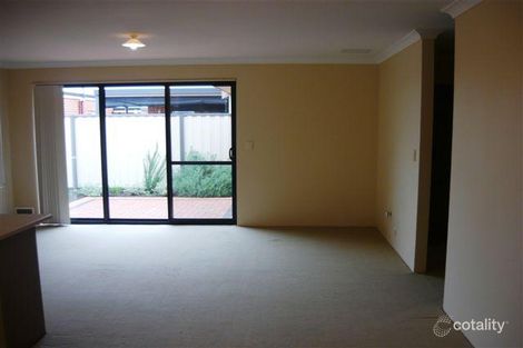 Property photo of 32/91 Lowanna Way Armadale WA 6112