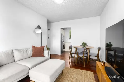 Property photo of 28/43 Grandview Grove Prahran VIC 3181