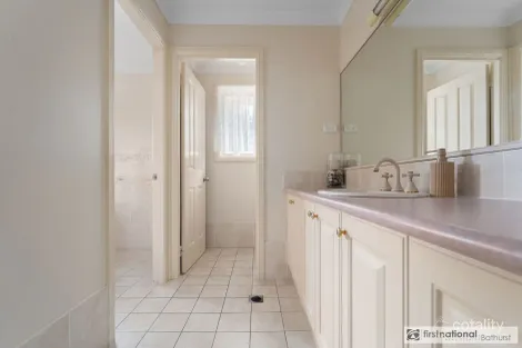 Property photo of 5 O'Reilly Place Llanarth NSW 2795