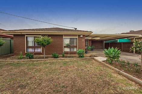 18 Fairfax Cct, Albanvale, VIC 3021