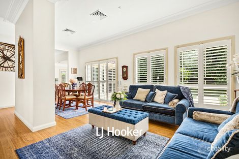 Property photo of 31 Government Farm Crescent Castle Hill NSW 2154