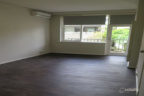 Property photo of 5/45 Ormond Esplanade Elwood VIC 3184