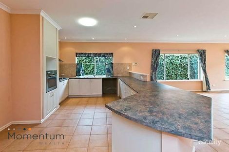 Property photo of 5 Kells Court Waterford WA 6152