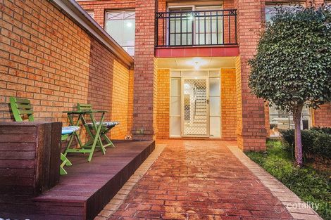 Property photo of 10 Boyden Square Roxburgh Park VIC 3064