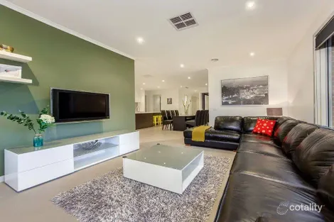 Property photo of 11 Nobel Banks Drive Cairnlea VIC 3023
