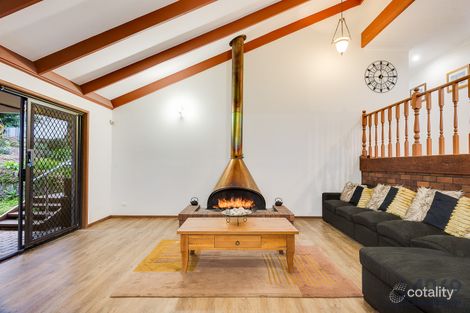 Property photo of 19 Pandian Crescent Bellbowrie QLD 4070