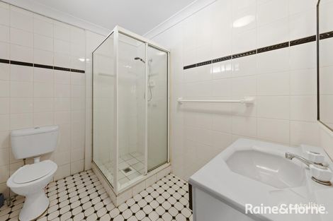 Property photo of 9 Manam Place Glenfield NSW 2167