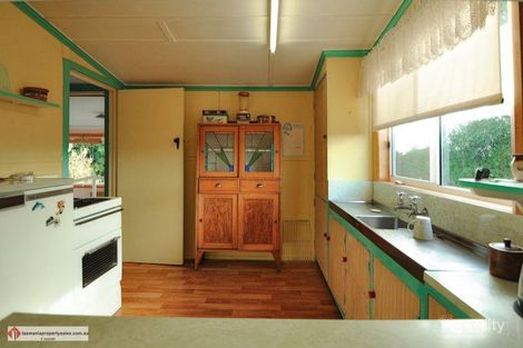 Property photo of 210 Beer Street Wesley Vale TAS 7307