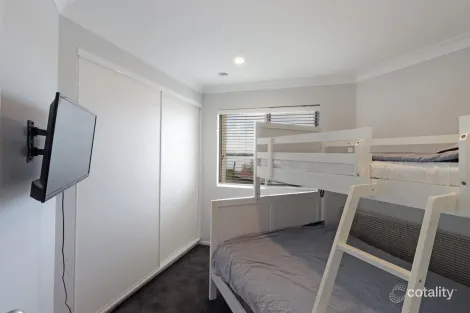 Property photo of 6/9 Esplanade Golden Beach QLD 4551