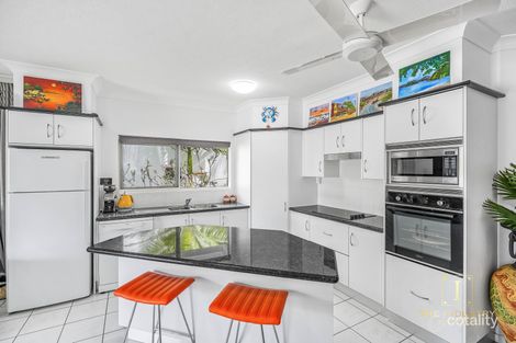 Property photo of 205/89-91 Vasey Esplanade Trinity Beach QLD 4879