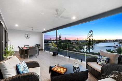 Property photo of 9 Marina View Drive Pelican Waters QLD 4551