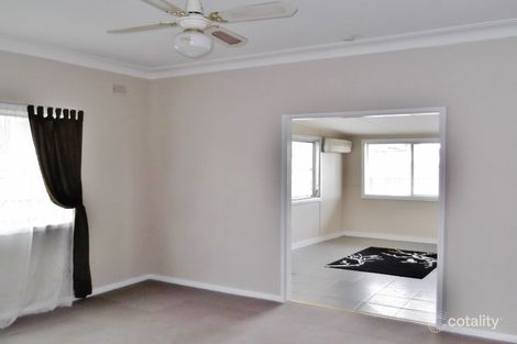 Property photo of 19 Lachlan Street Young NSW 2594