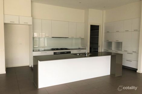 Property photo of 10 Elmington Avenue Forest Hill VIC 3131