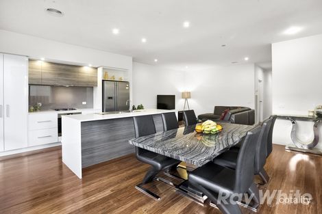 Property photo of 73 Muyan Circuit Burwood VIC 3125