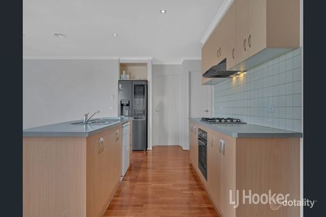 Property photo of 7 Erskine Way Melton West VIC 3337