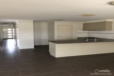 Property photo of 12 Melrose Circuit Shepparton VIC 3630