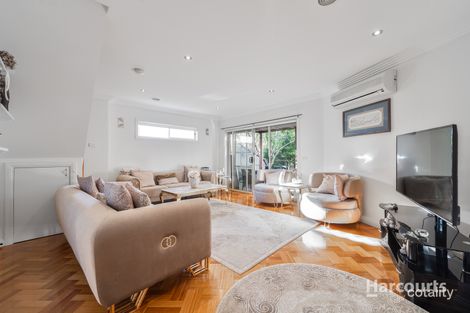 Property photo of 22 Doonbrae Avenue Noble Park North VIC 3174
