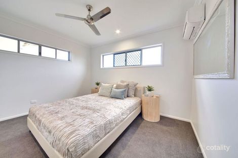 Property photo of 21 Frederick Circuit Eli Waters QLD 4655