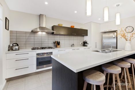 Property photo of 6 Pemberton Lane Sandhurst VIC 3977