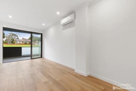 Property photo of 12/450 Doncaster Road Doncaster VIC 3108